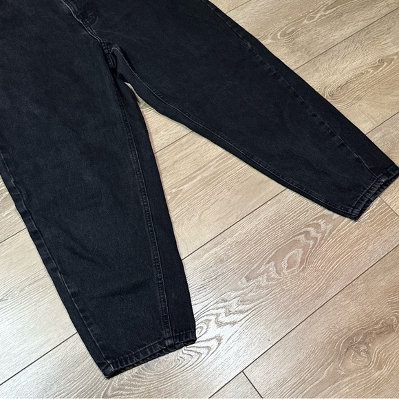 Zara The Petit High Rise Black Barrel Jeans - Picture 5 of 15
